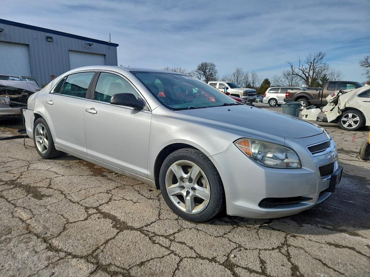 2011 Chevrolet Malibu Ls - Фото 4