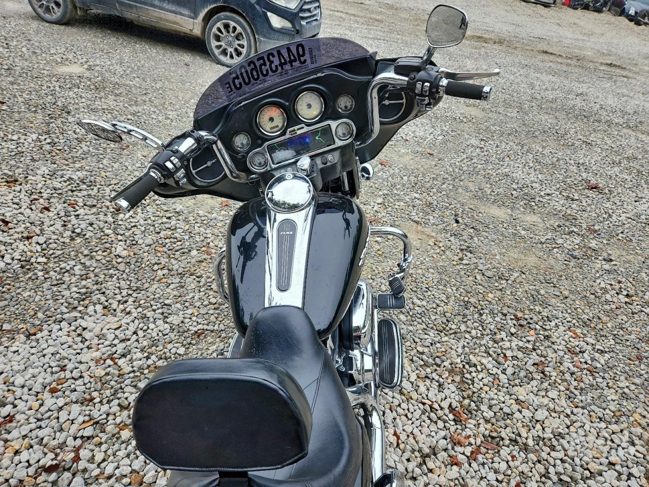 2010 Harley-Davidson Flhx - Фото 6