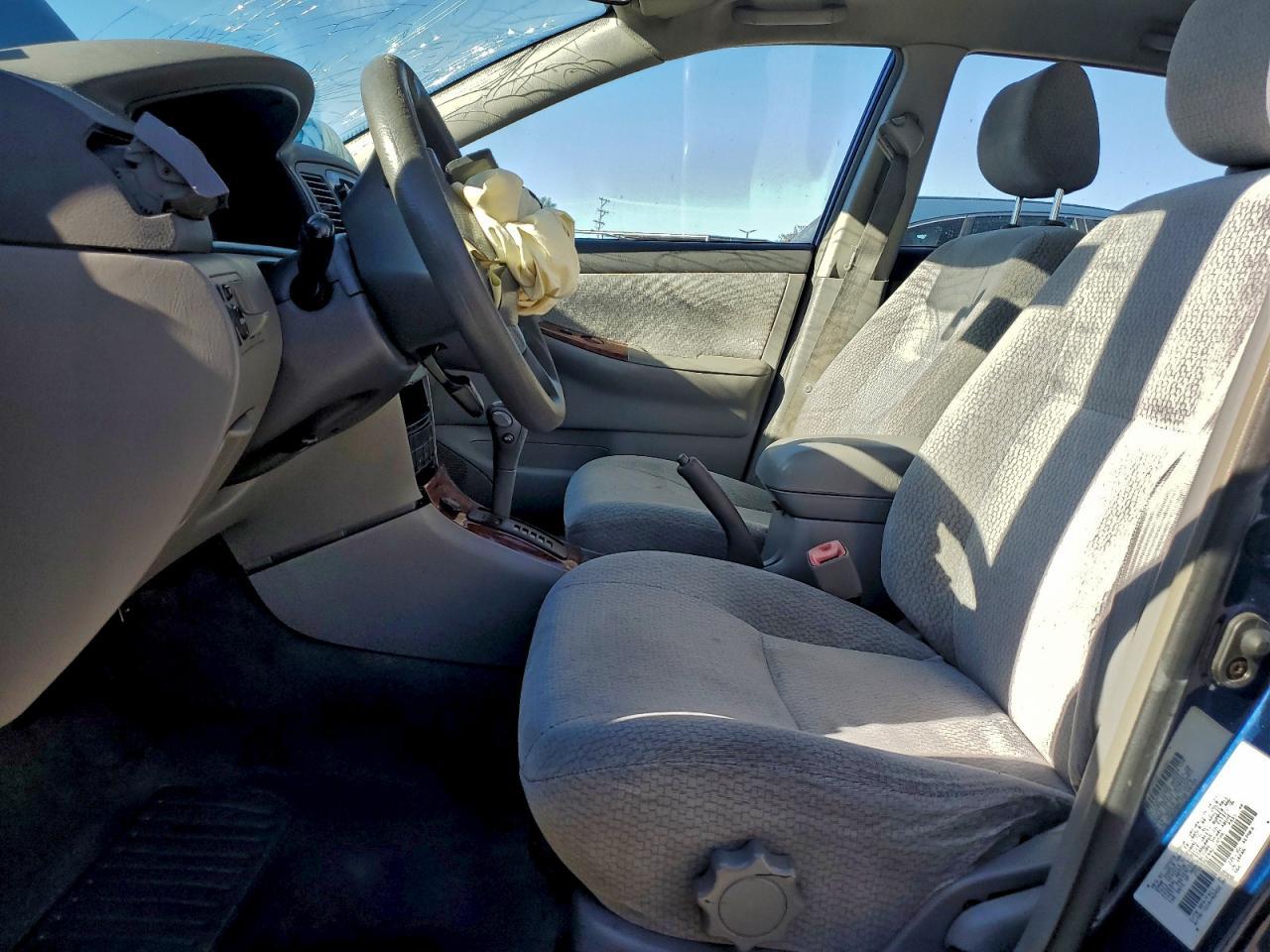 2004 Toyota Corolla Ce - Фото 7