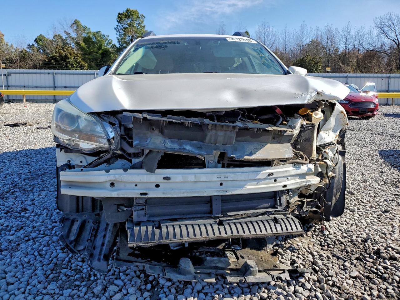 2017 Subaru Outback 2.5I Limited - Image 5