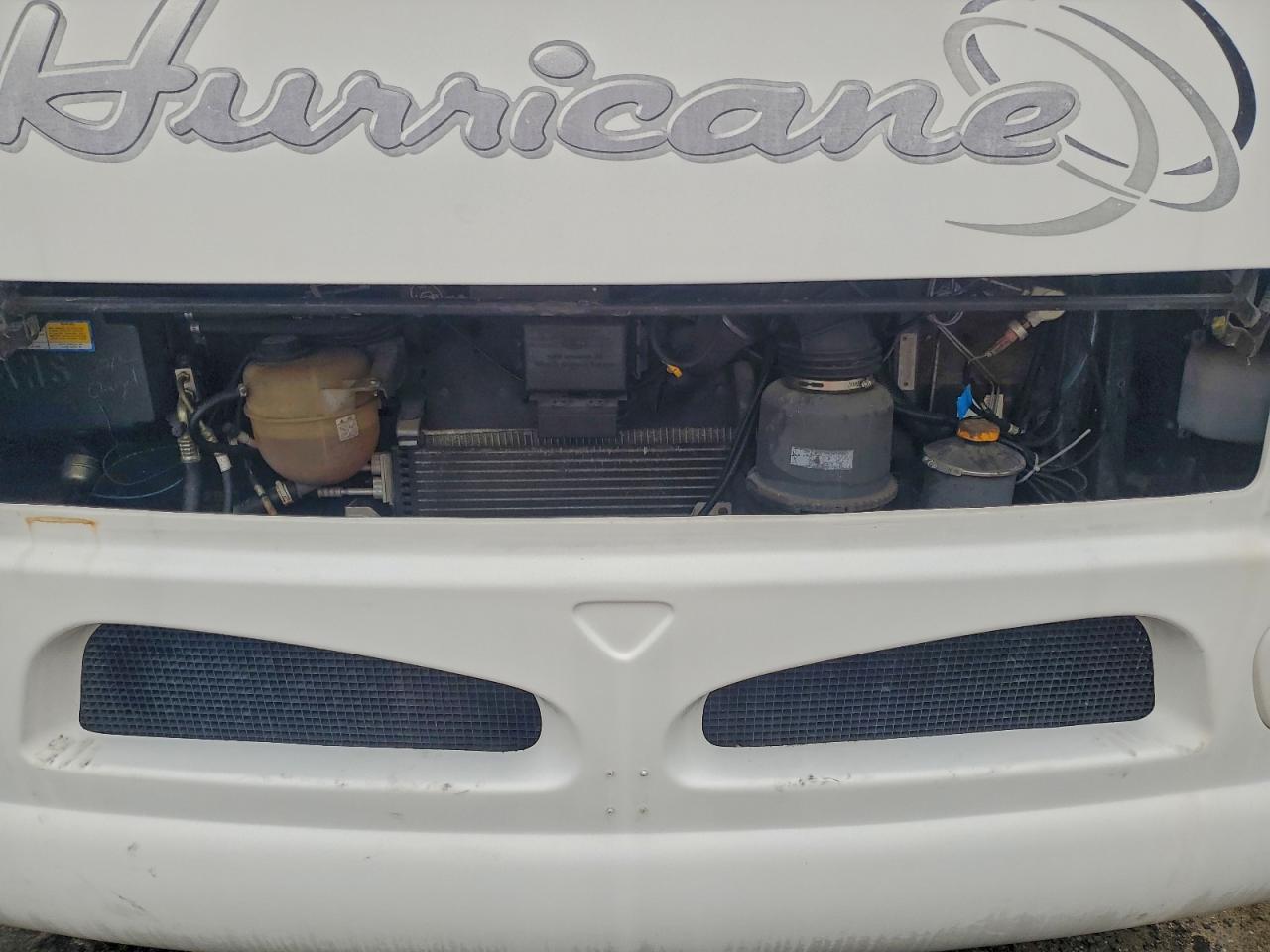 2002 Ford F550 Super Duty Hurricane Recreational Vehicle - Фото 7