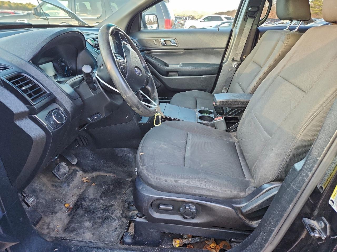 2016 Ford Explorer Police Interceptor - Image 7