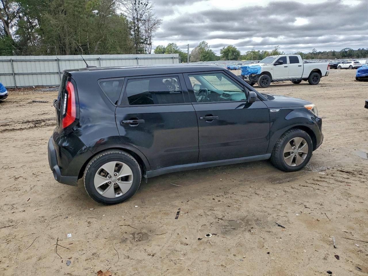 2016 Kia Soul - Image 3