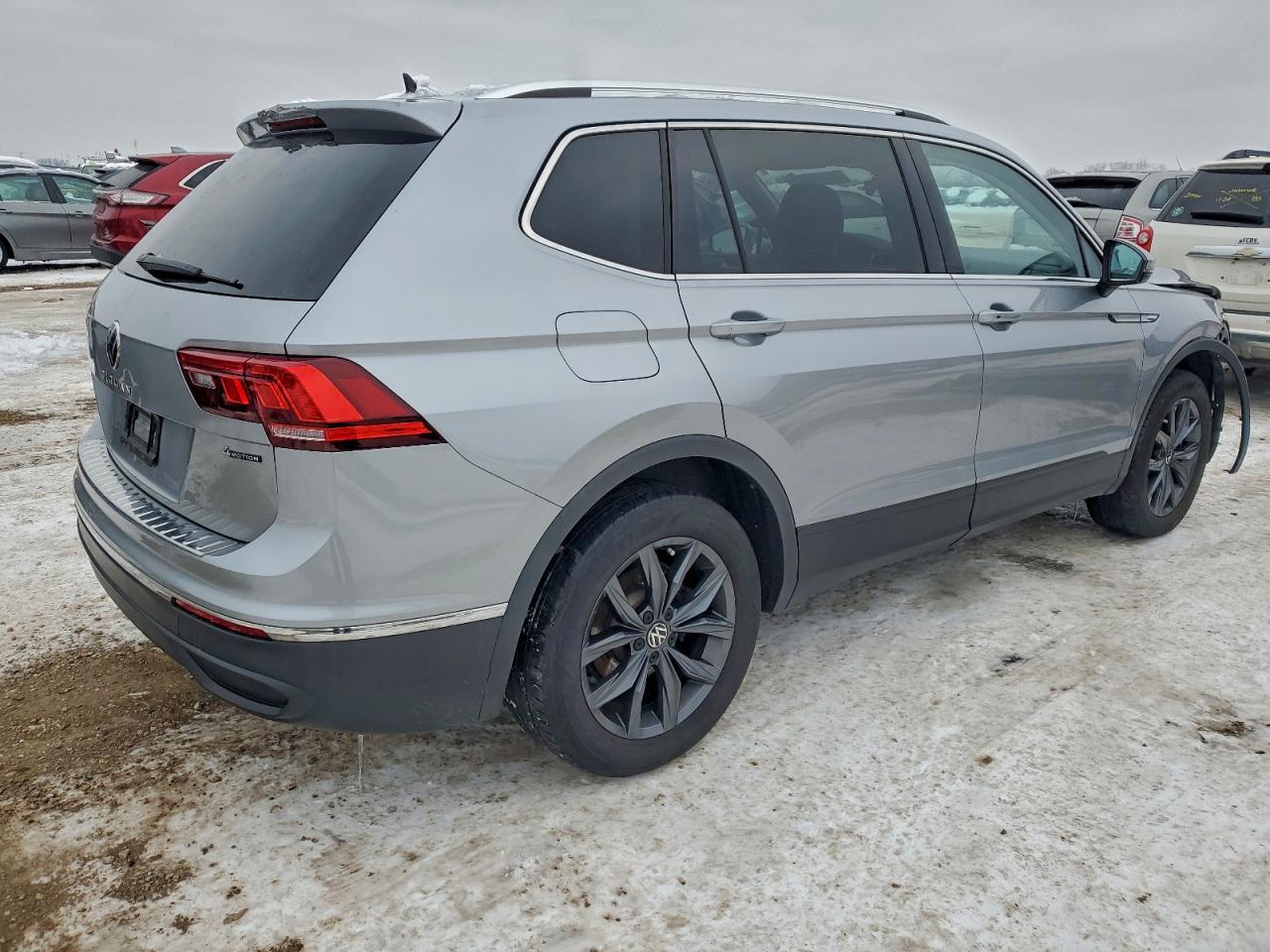 2022 Volkswagen Tiguan Se - Image 3