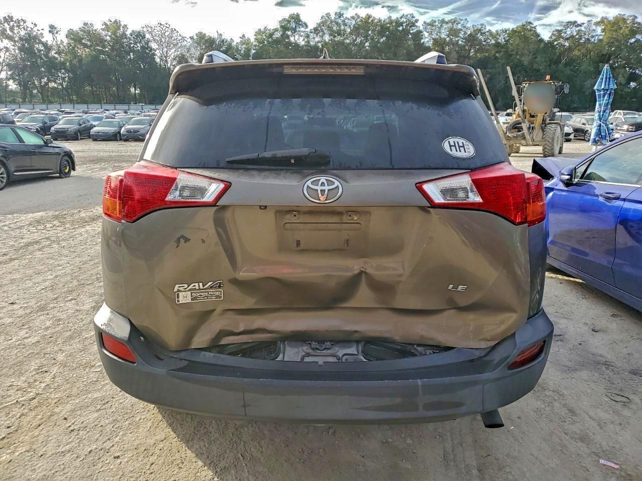 2013 Toyota Rav4 Le - Image 6