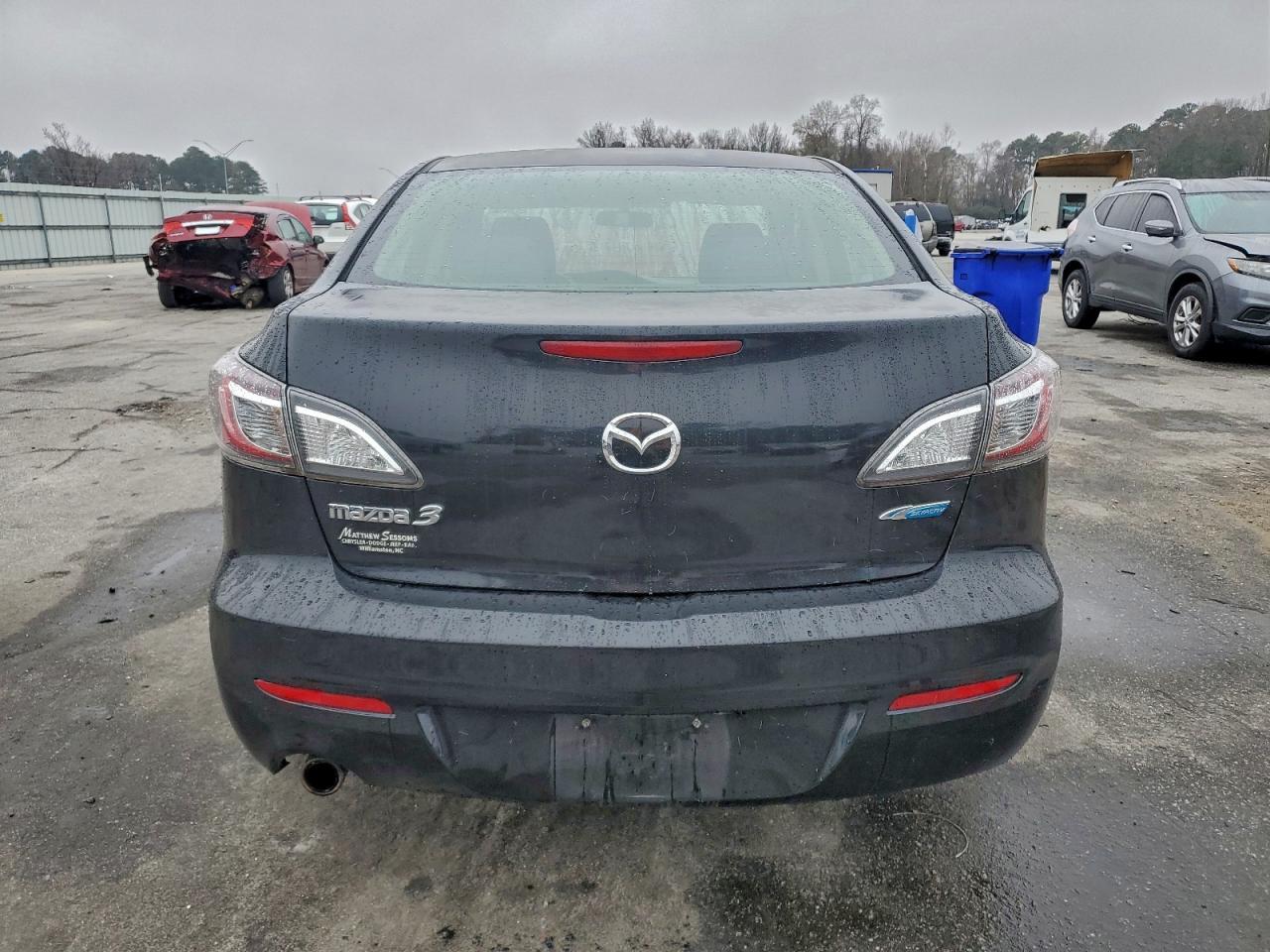 2012 Mazda 3 I - Image 6