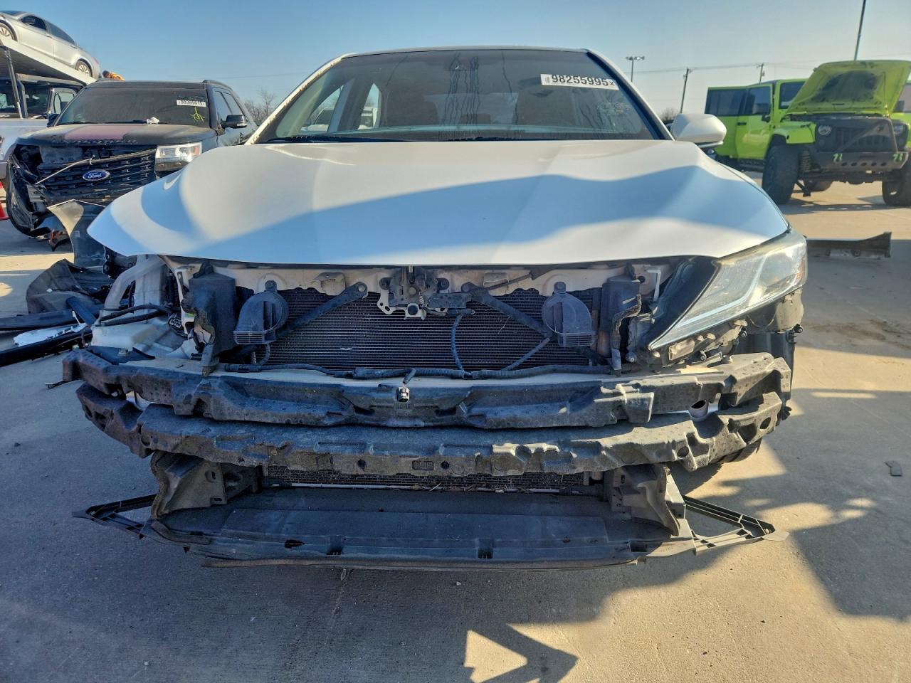 2020 Toyota Camry Xse - Фото 5