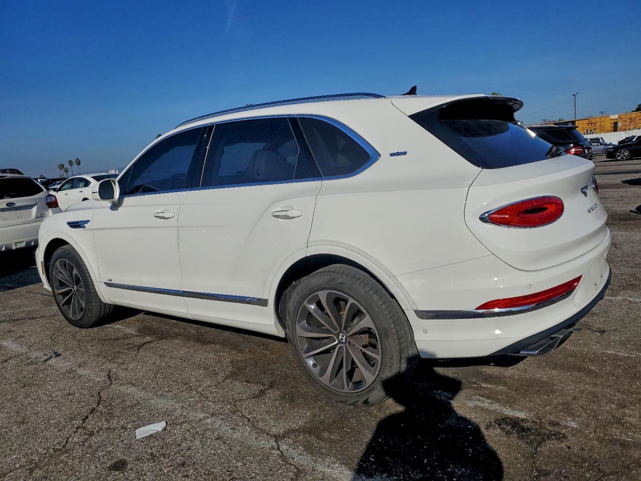 2022 Bently Bentayga - Image 2