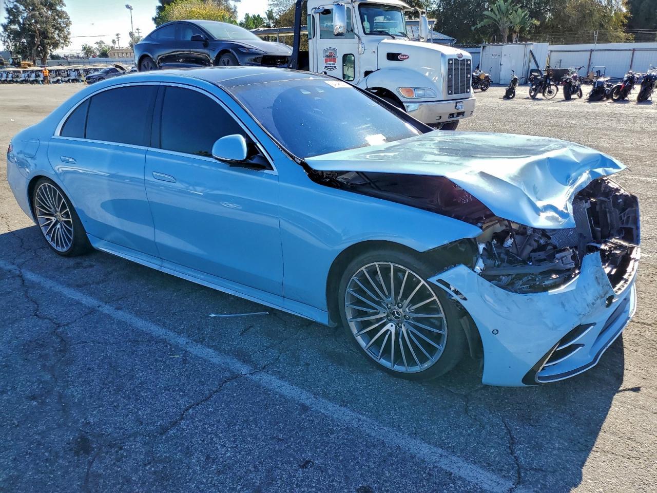 2023 Mercedes-Benz S 500 4Matic - Image 4