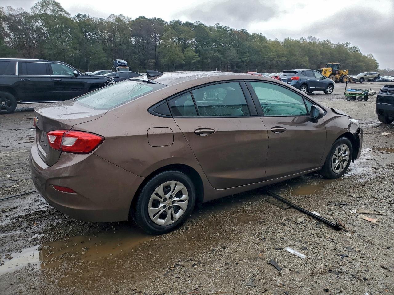 2019 Chevrolet Cruze Ls - Image 3