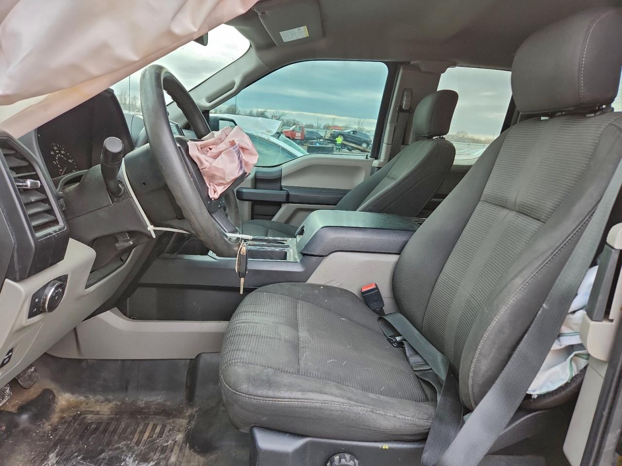 2018 Ford F150 Super Cab - Фото 7