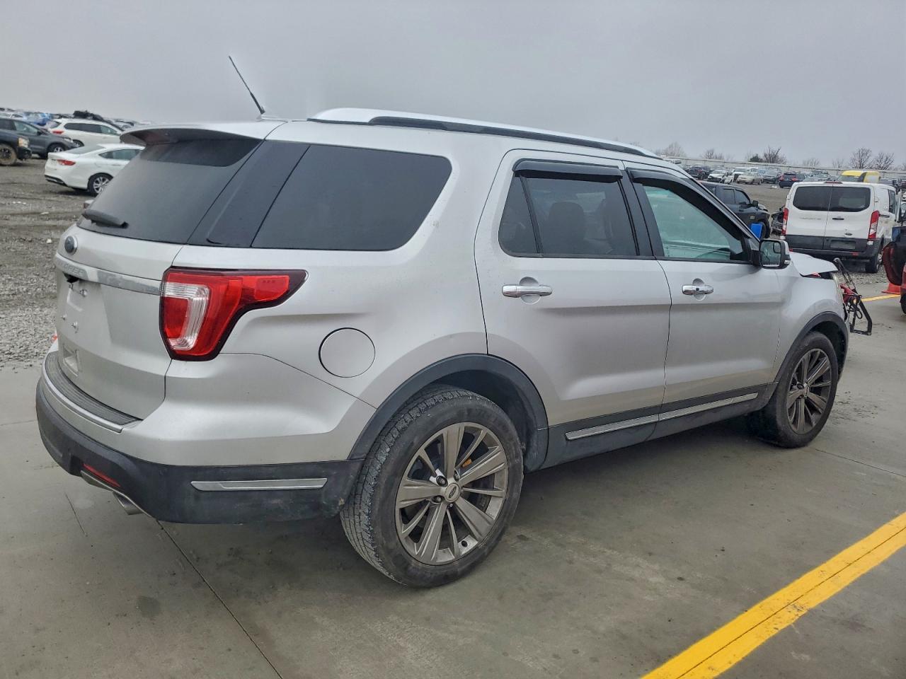 2018 Ford Explorer Limited - Image 3