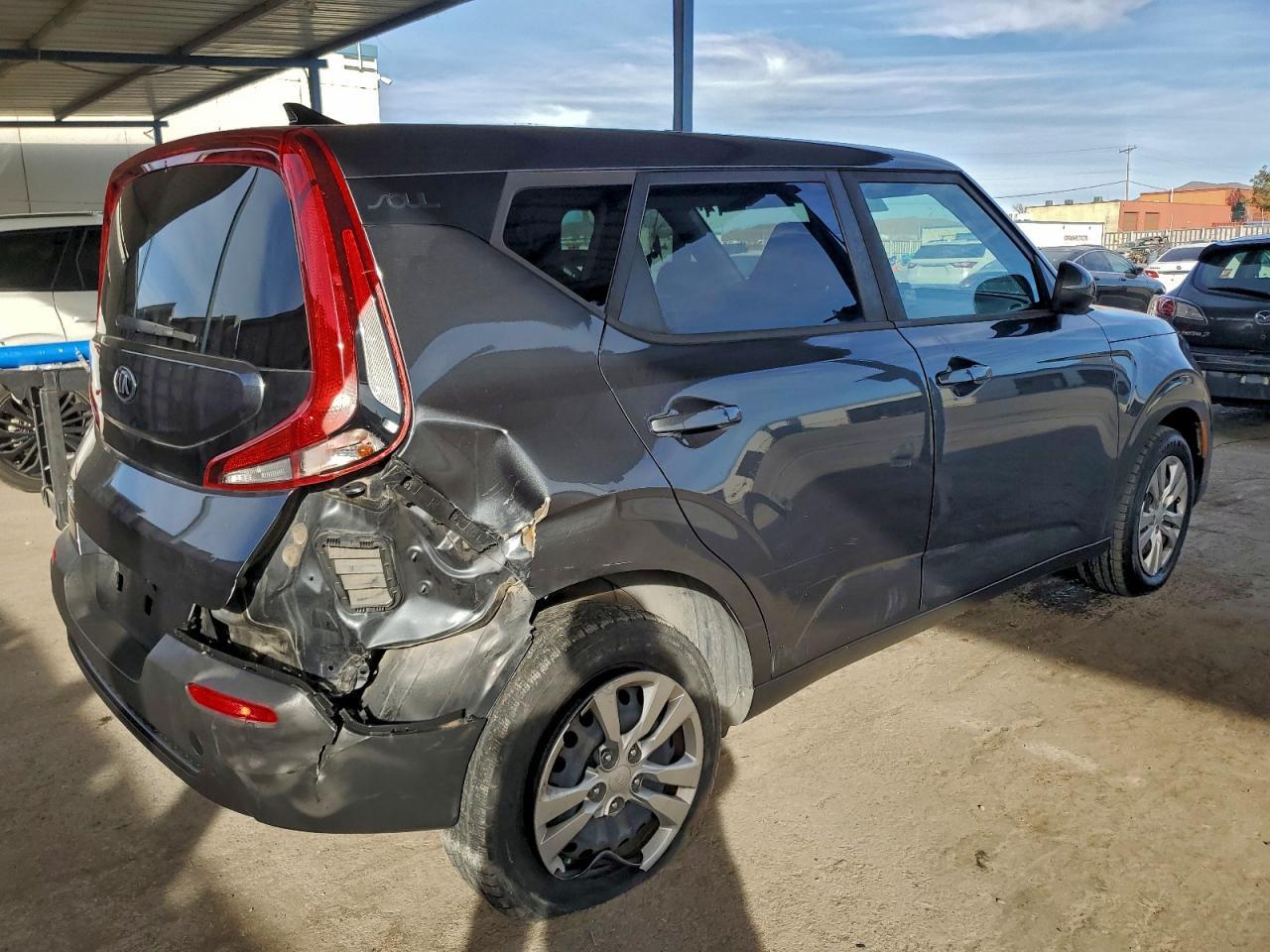 2020 Kia Soul Lx - Фото 3