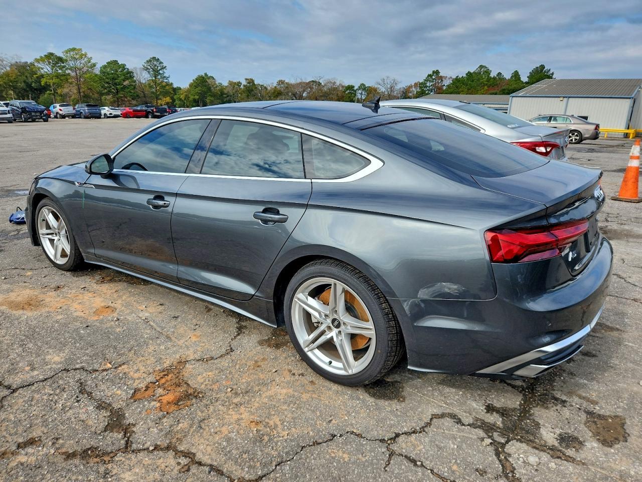 2022 Audi A5 Premium Plus 45 - Фото 2