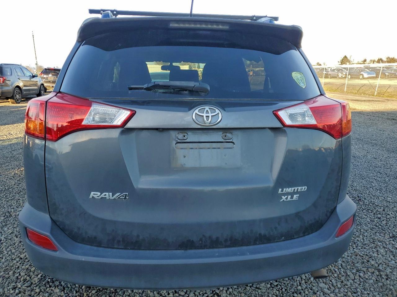2015 Toyota Rav4 Xle - Фото 6