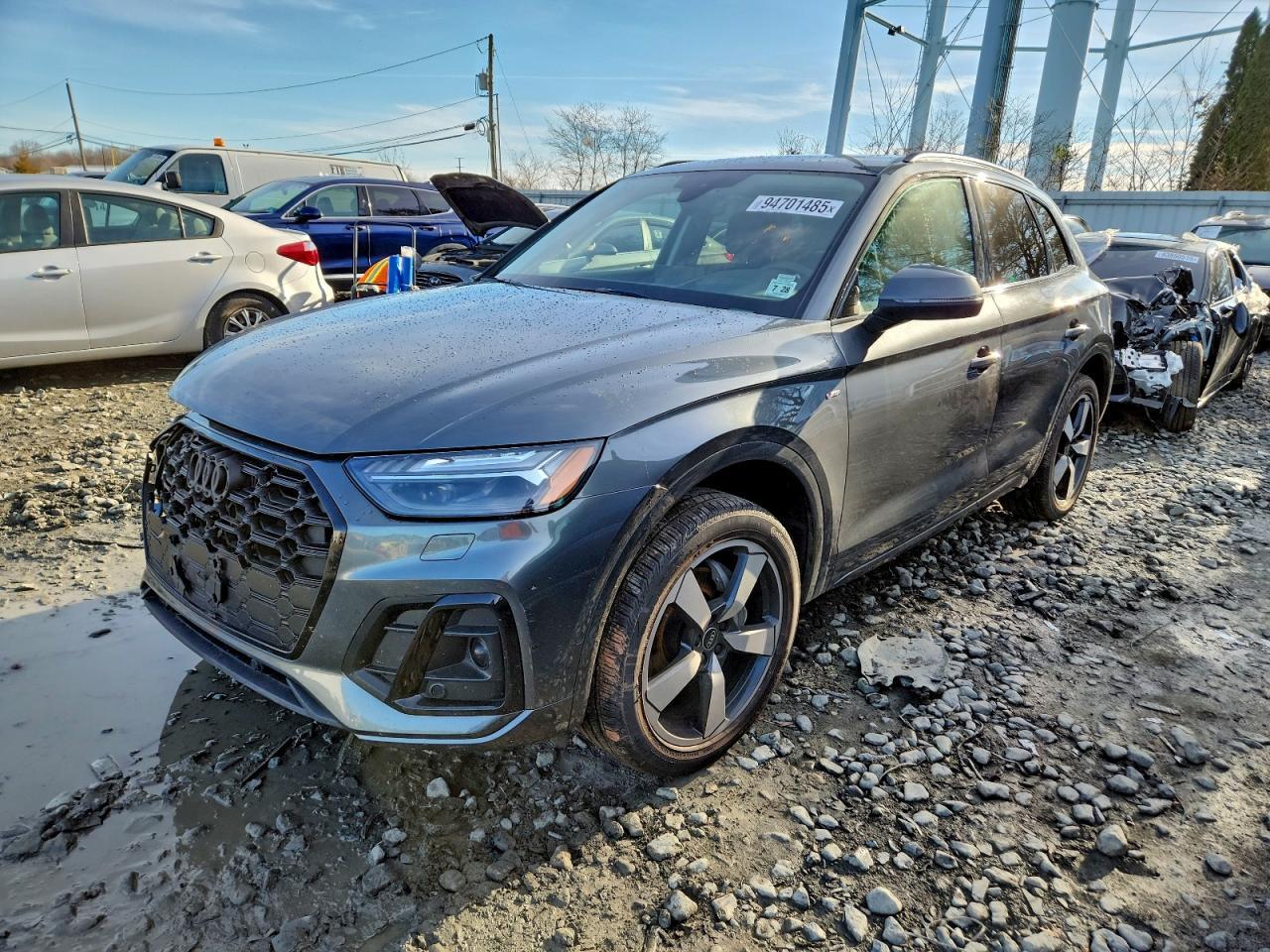 2023 Audi Q5 Prestige 45