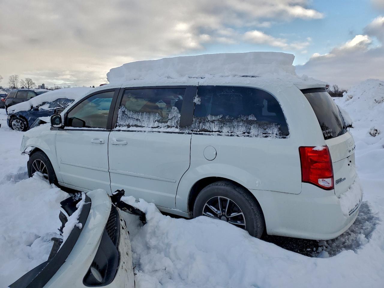 2017 Dodge Grand Caravan Gt - Фото 2