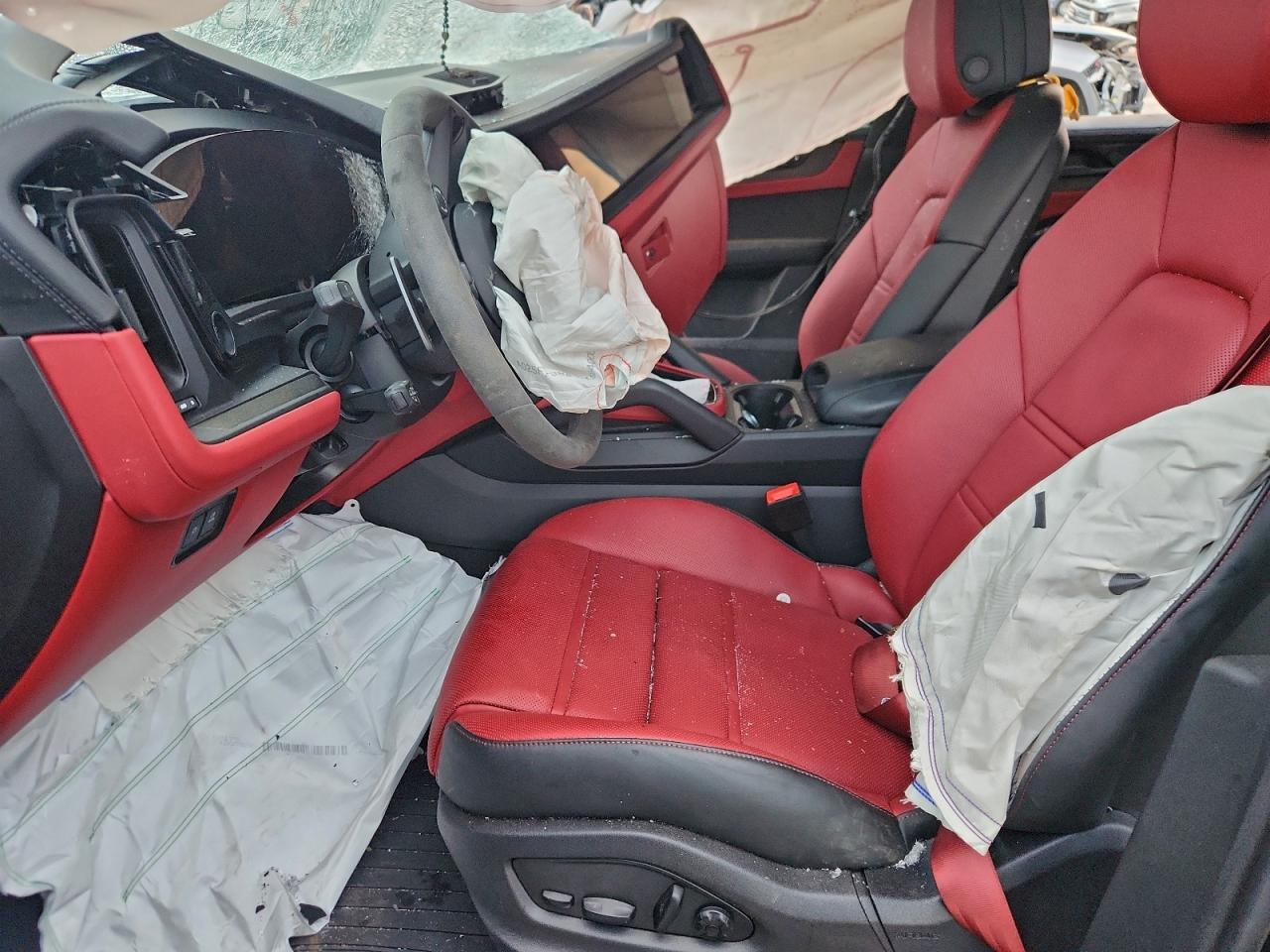 2026 Porsche Cayenne Gts - Image 7