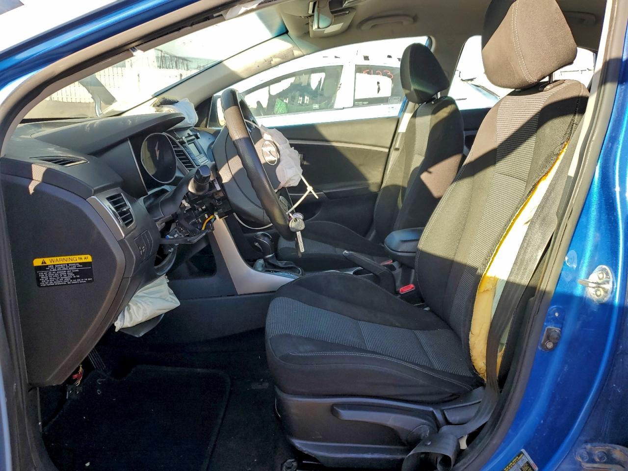 2017 Hyundai Elantra Gt - Image 7