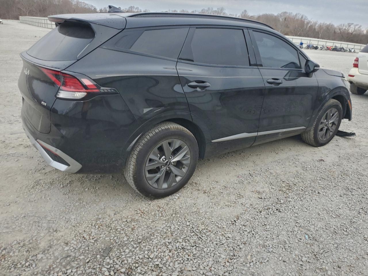 2023 Kia Sportage Sx - Image 3