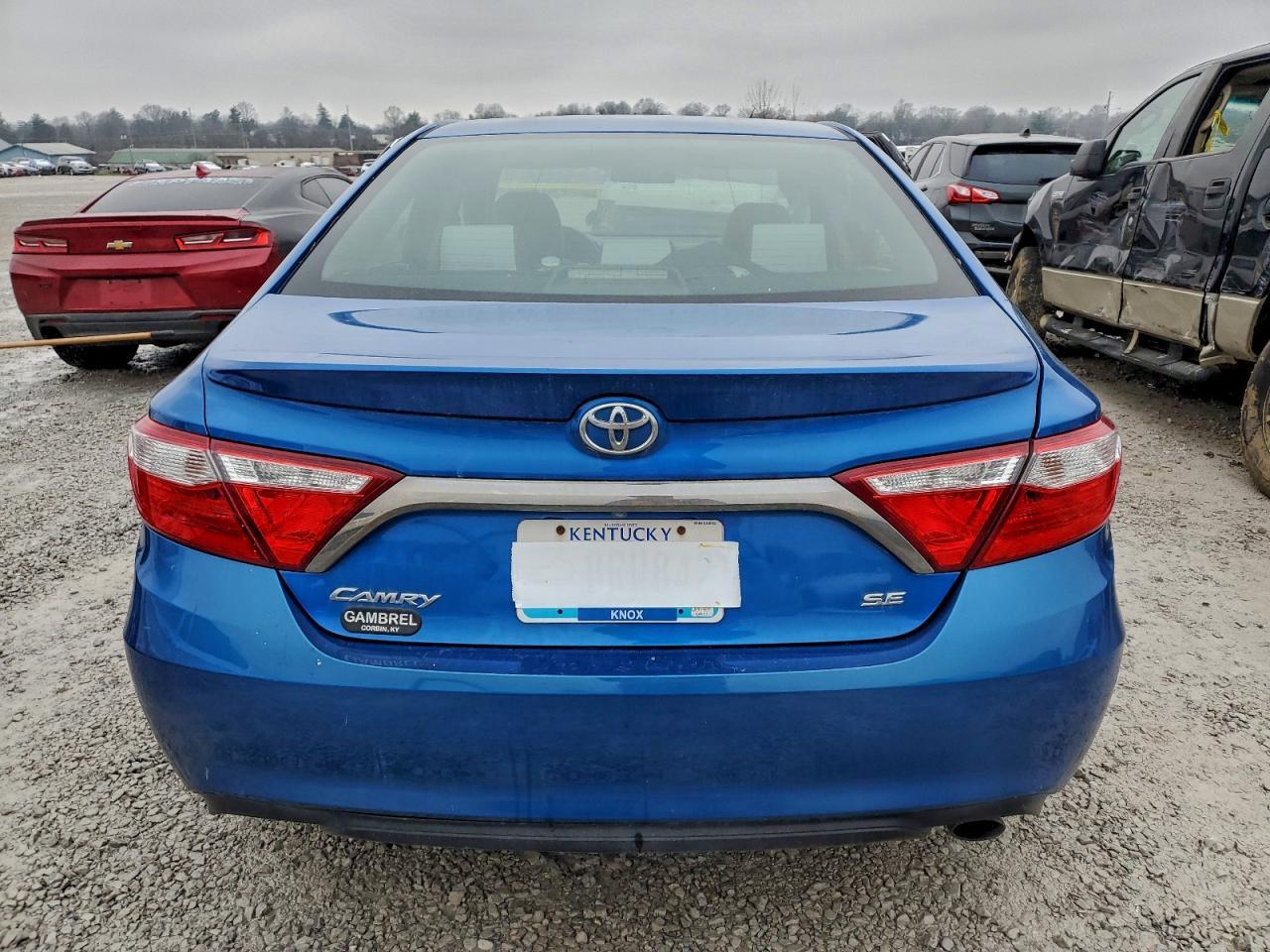 2017 Toyota Camry Le - Фото 6