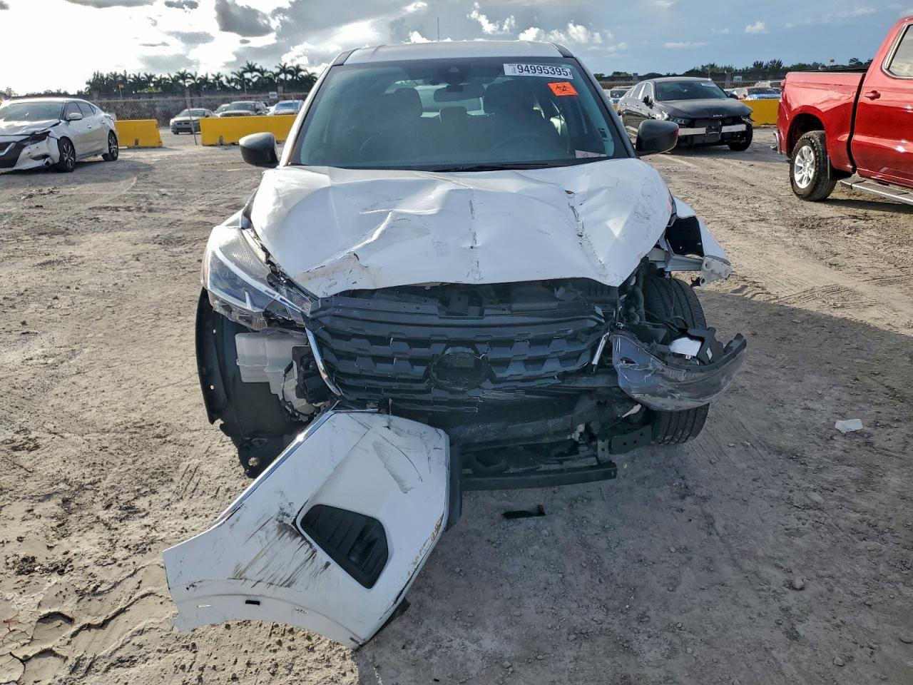 2023 Nissan Kicks S - Фото 5