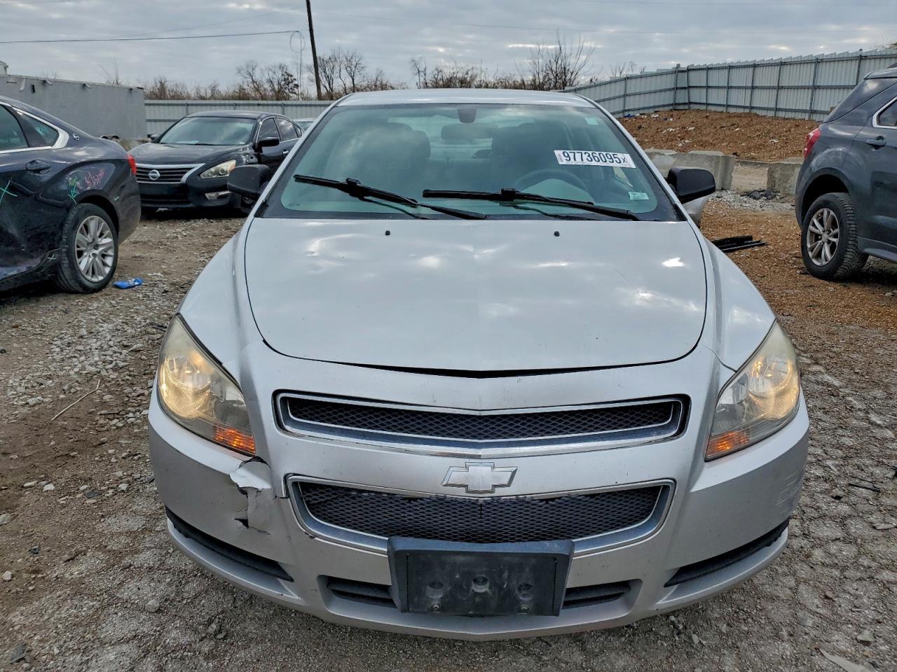2012 Chevrolet Malibu Ls - Фото 5