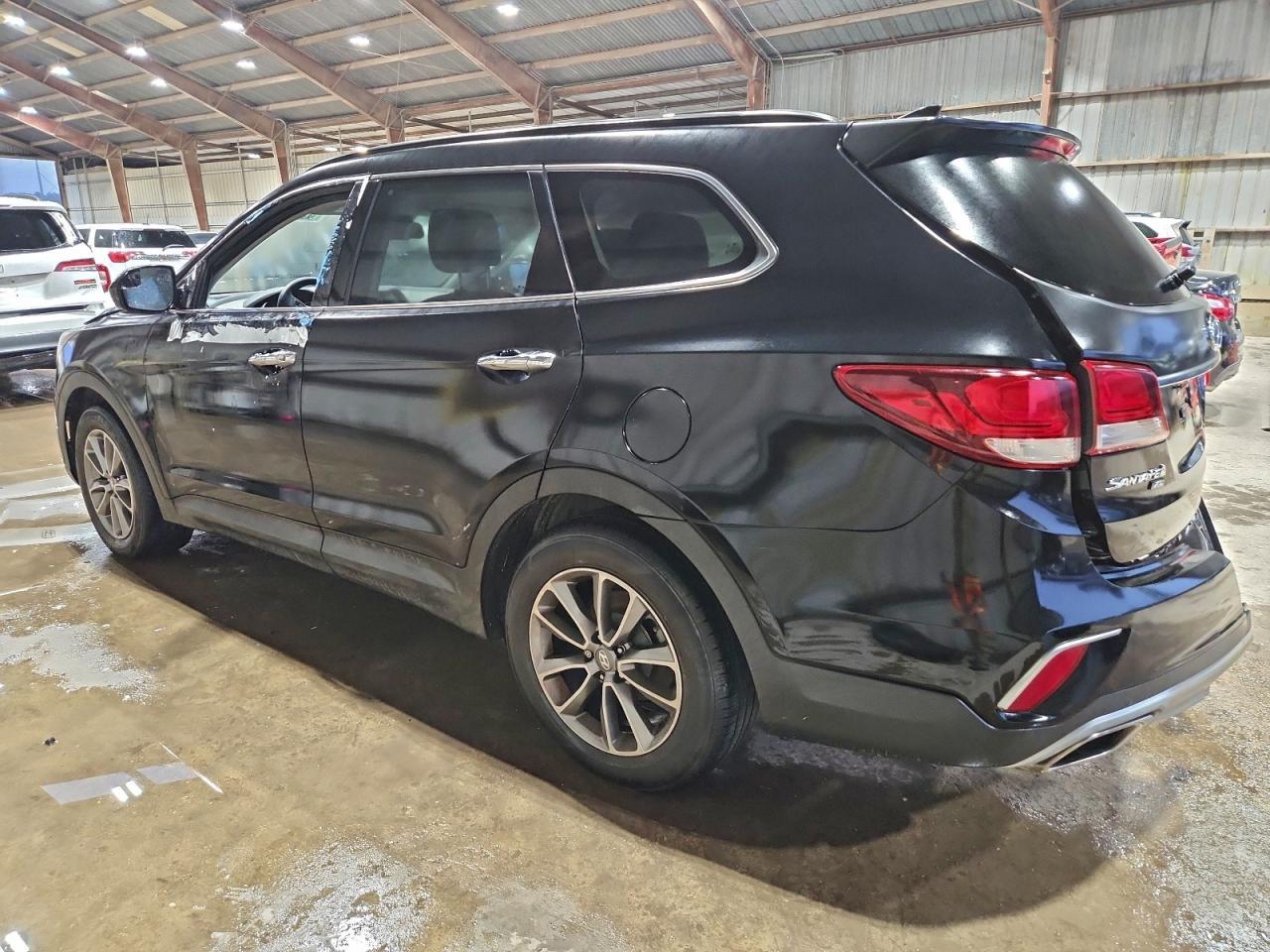 2019 Hyundai Santa Fe Xl Se - Image 2
