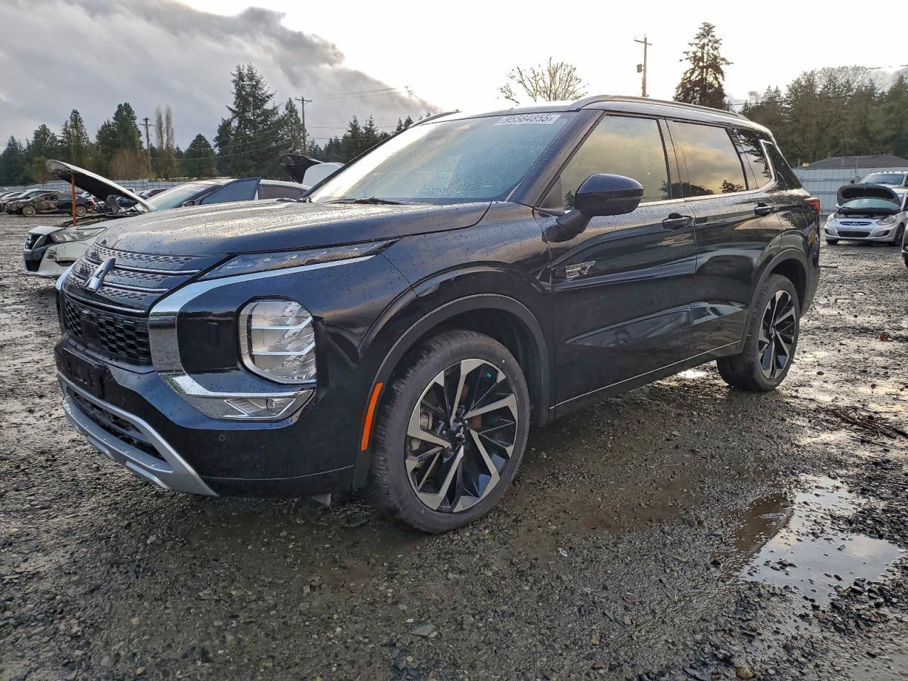 2025 Mitsubishi Outlander Sel