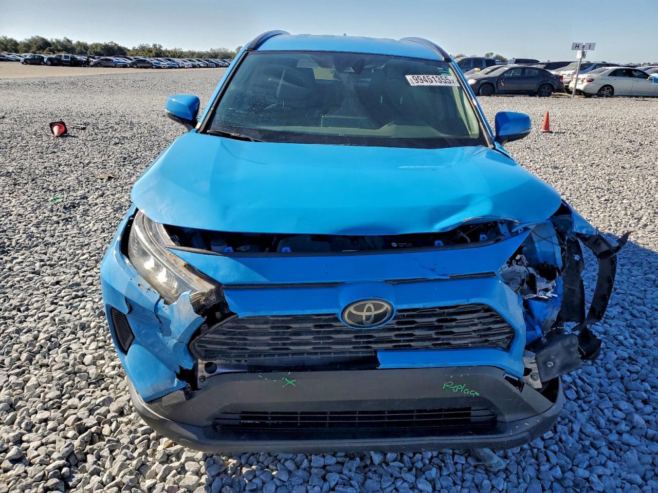 2020 Toyota Rav4 Le - Image 5