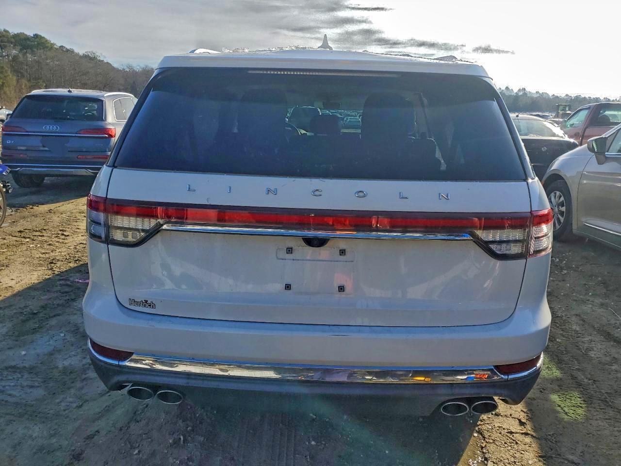 2020 Lincoln Aviator Reserve - Image 6