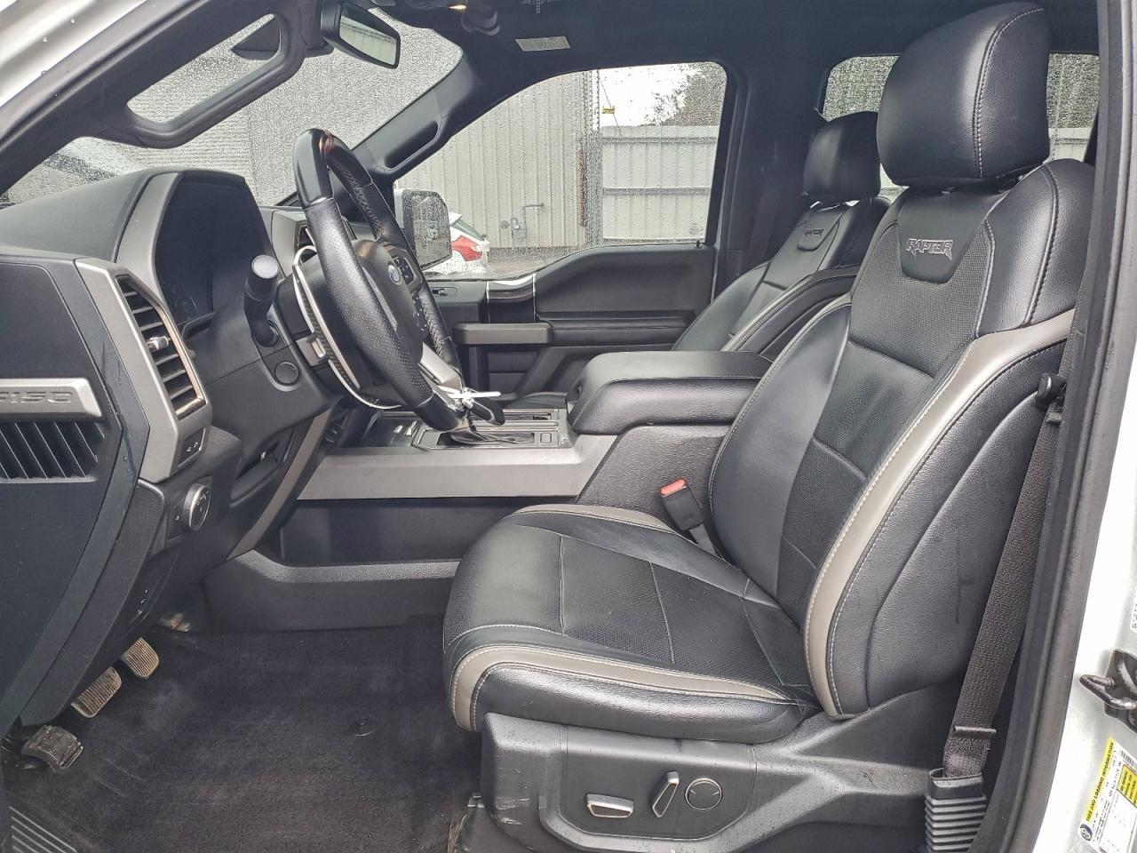 2017 Ford F150 Raptor - Фото 7