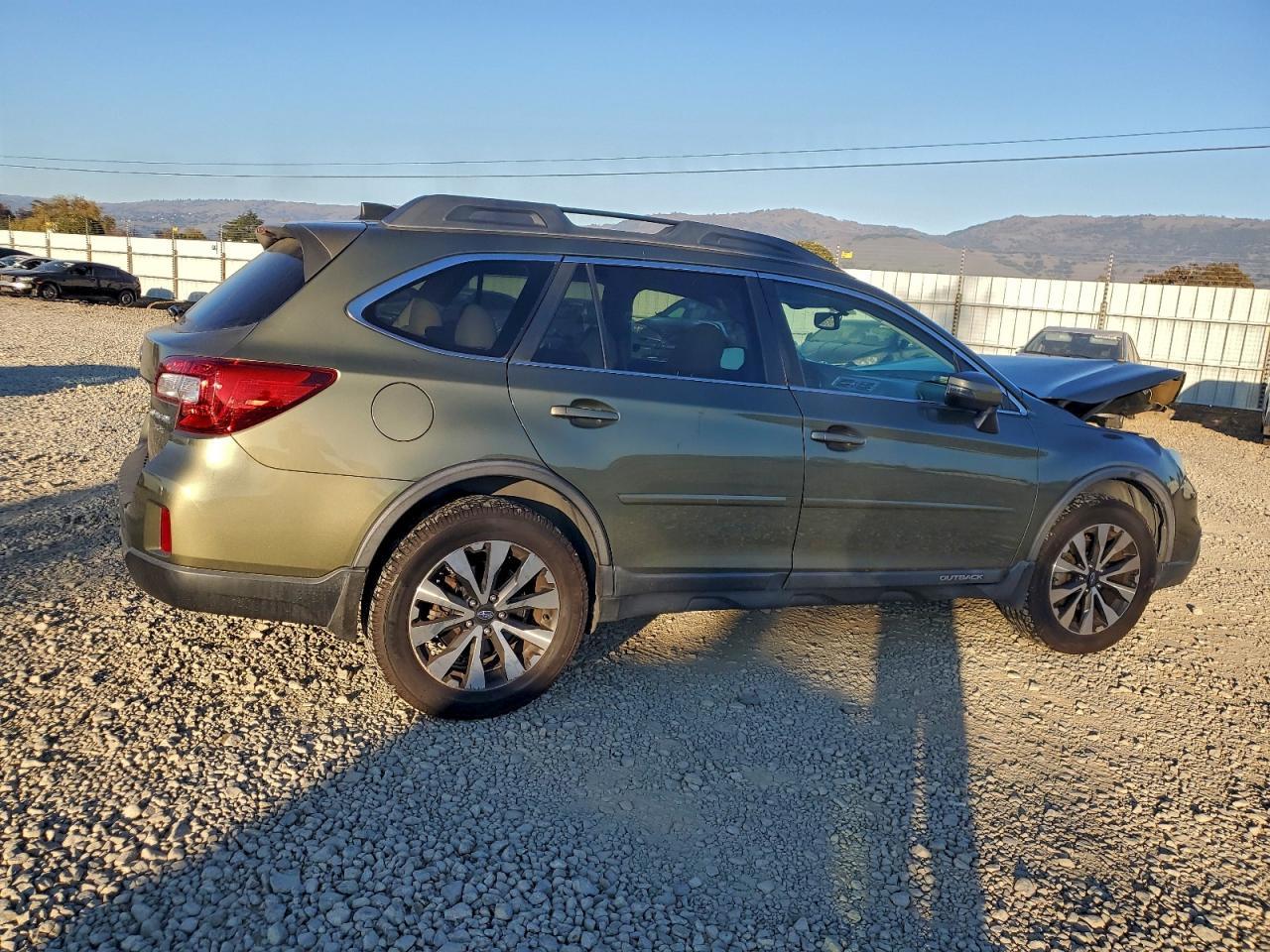 2016 Subaru Outback 3.6R Limited - Фото 3