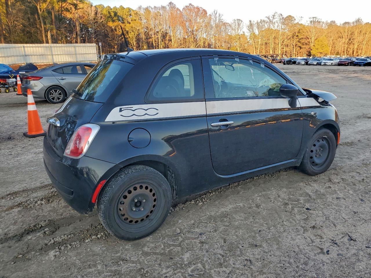 2015 Fiat 500 Pop - Фото 3