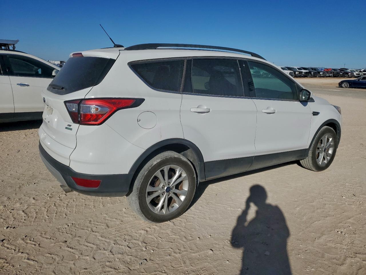 2018 Ford Escape Se - Фото 3