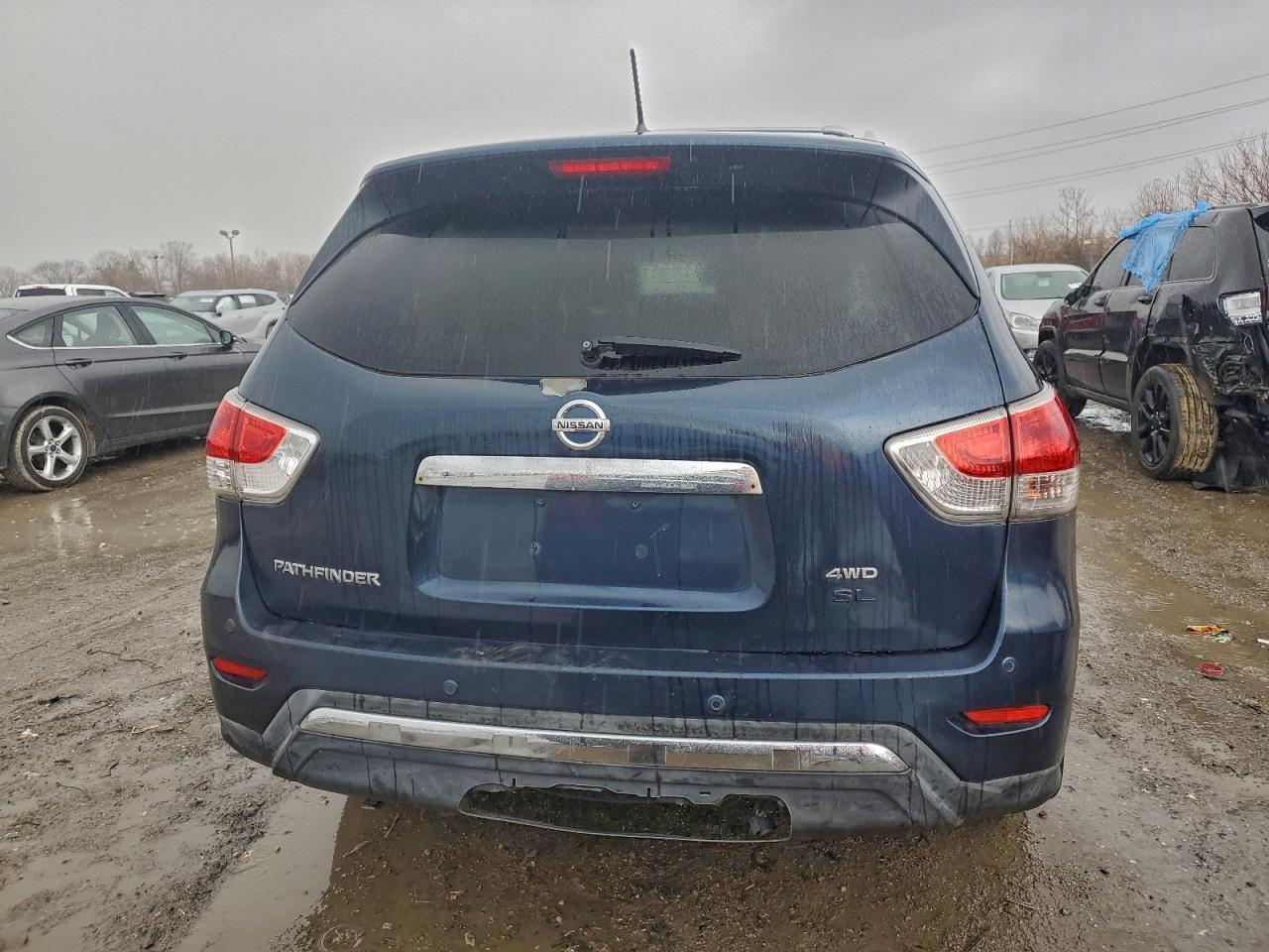 2013 Nissan Pathfinder S - Фото 6