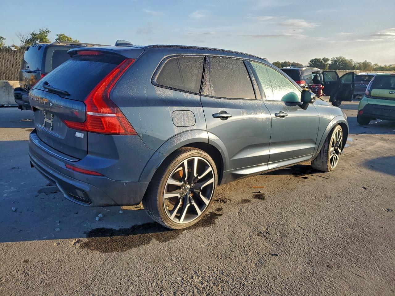 2024 Volvo Xc60 Ultimate - Фото 3