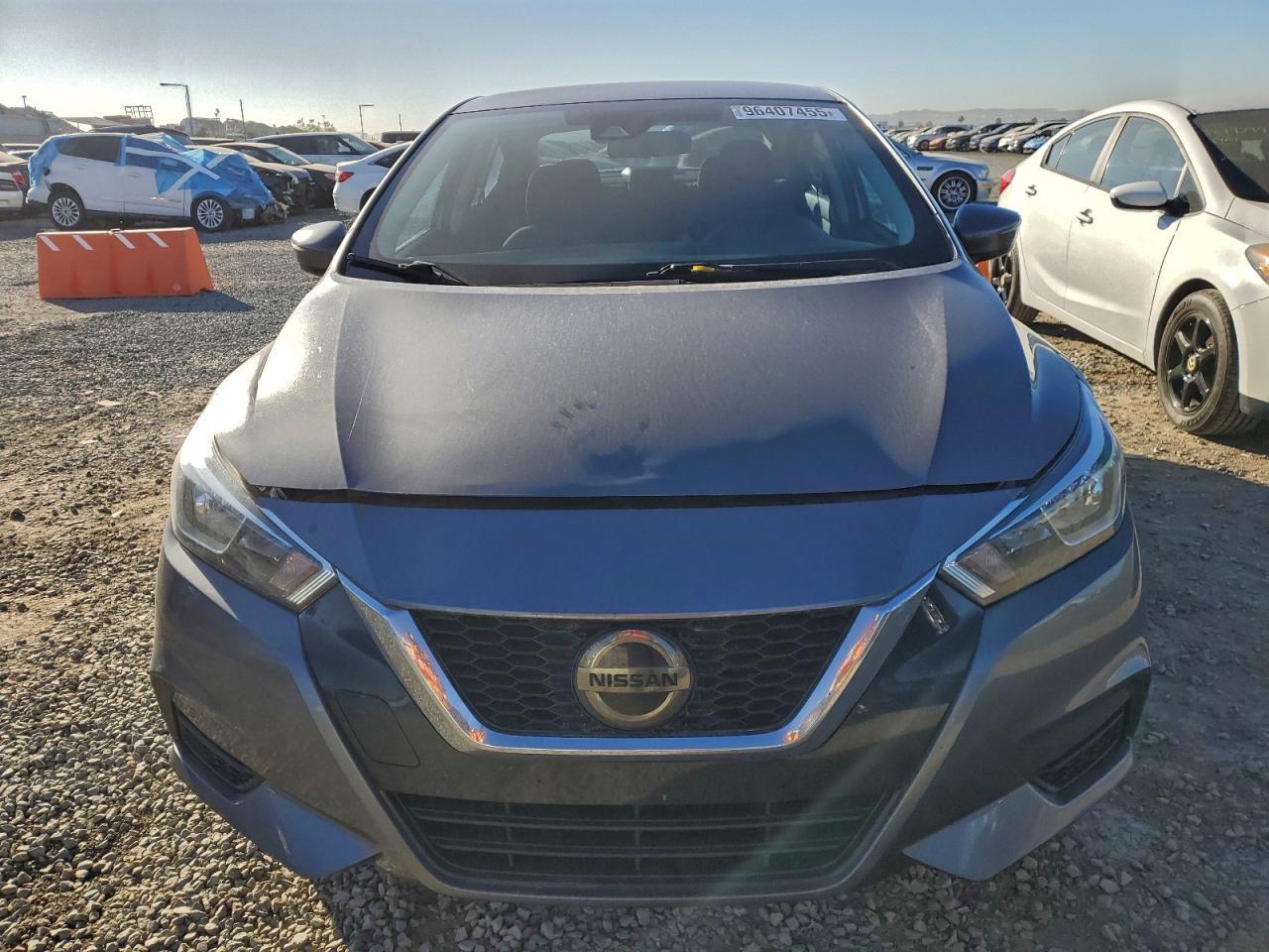 2021 Nissan Versa Sv - Image 5