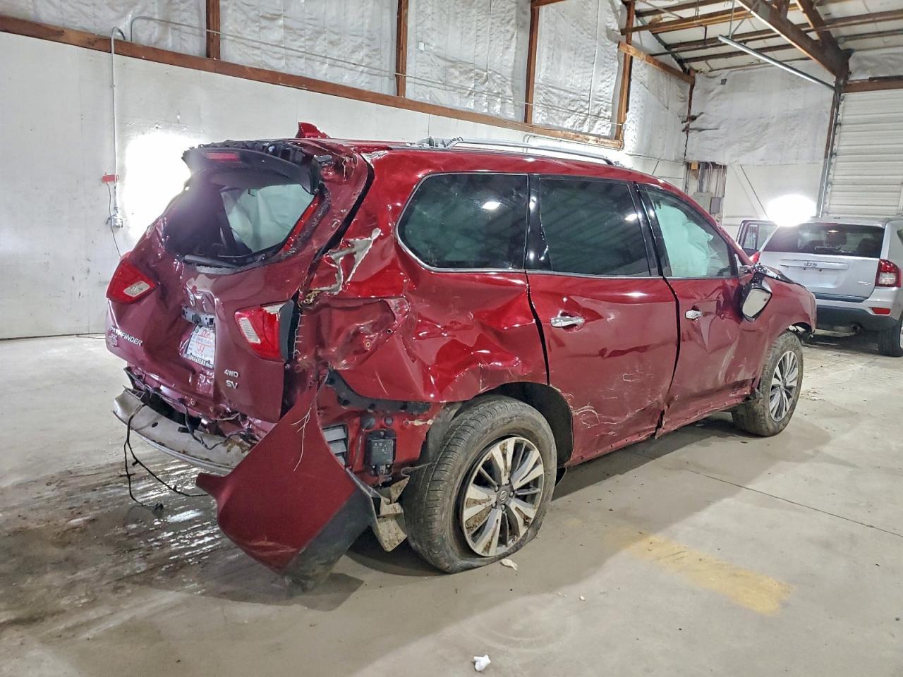 2020 Nissan Pathfinder Sv - Фото 3