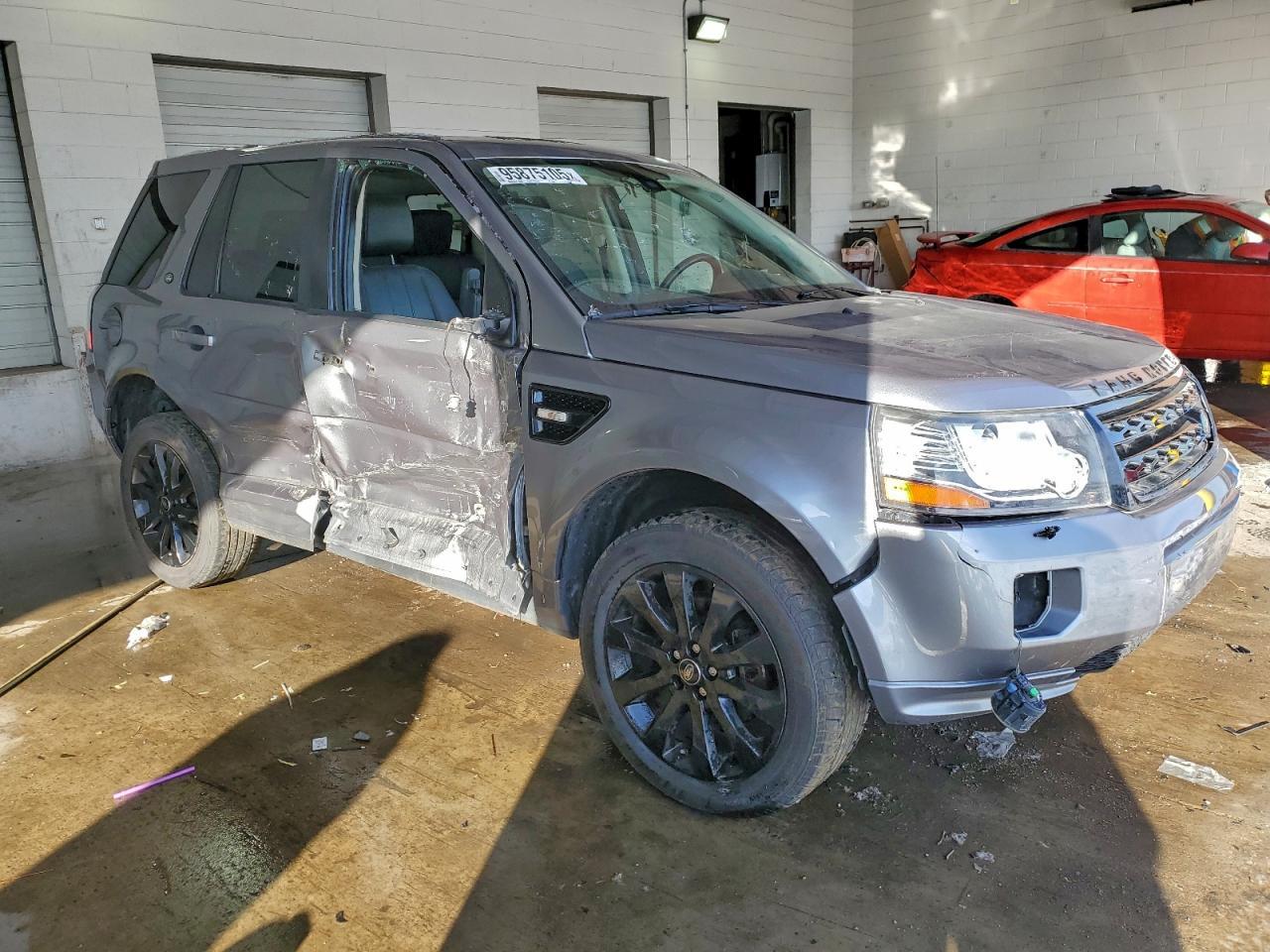 2015 Land Rover Lr2 Se - Image 4