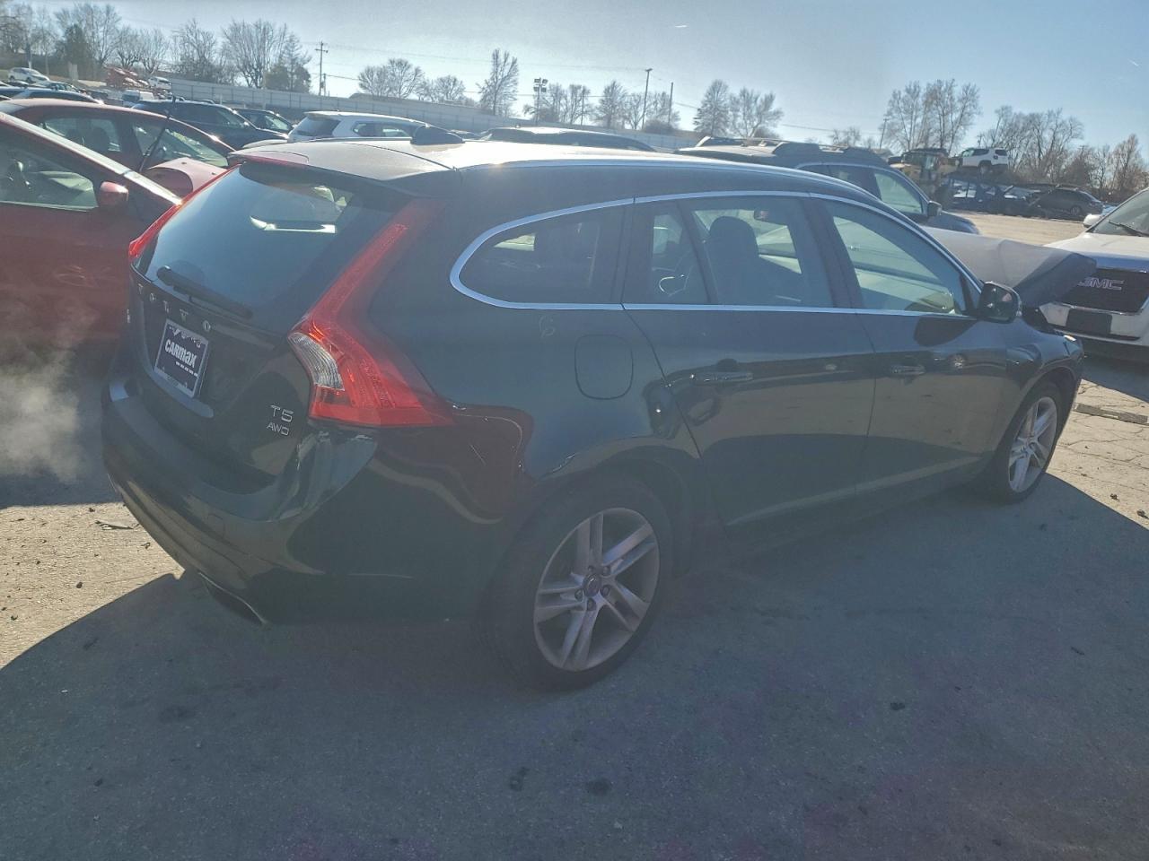 2015 Volvo V60 Platinum - Фото 3