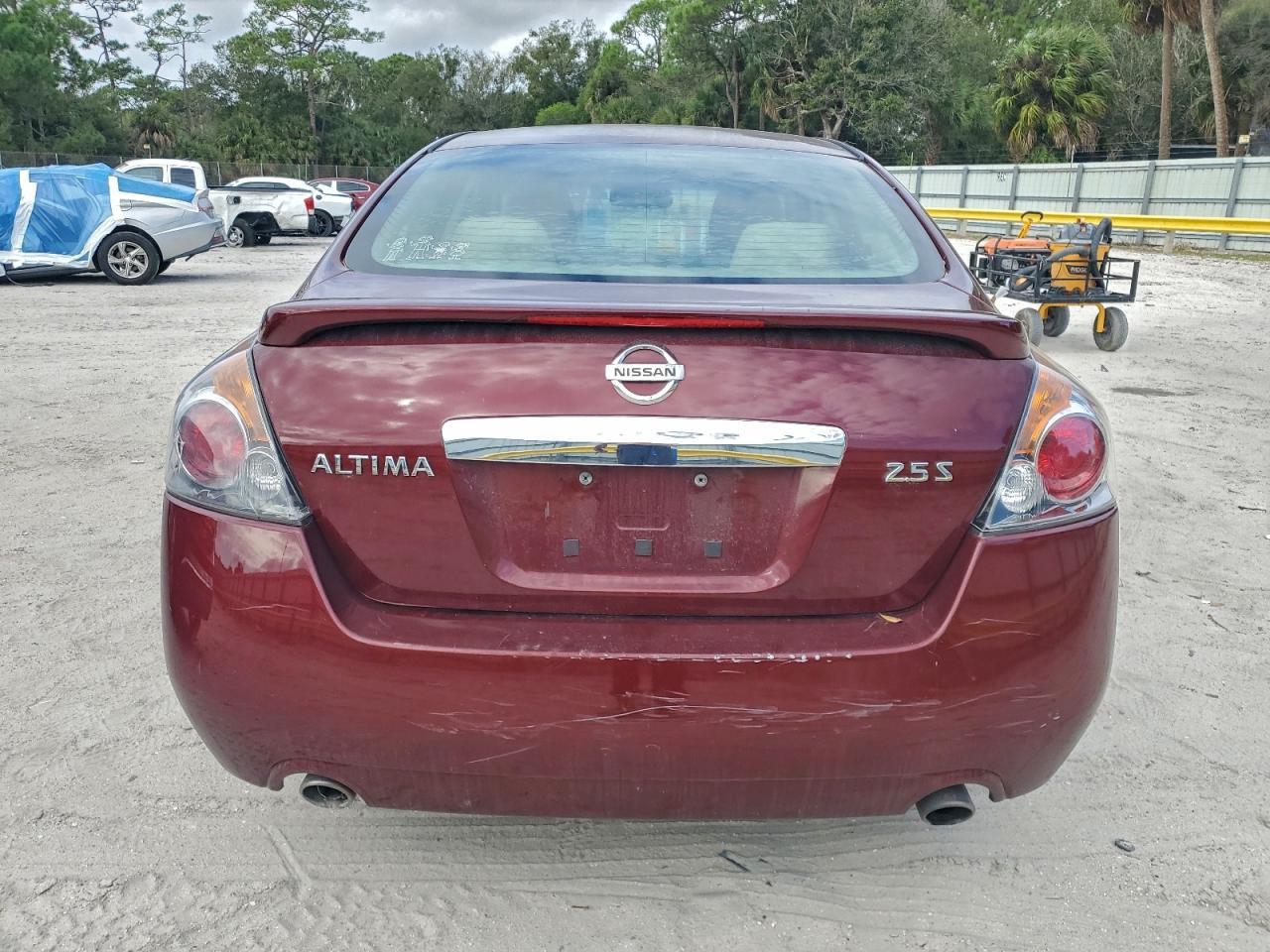 2012 Nissan Altima Base - Фото 6