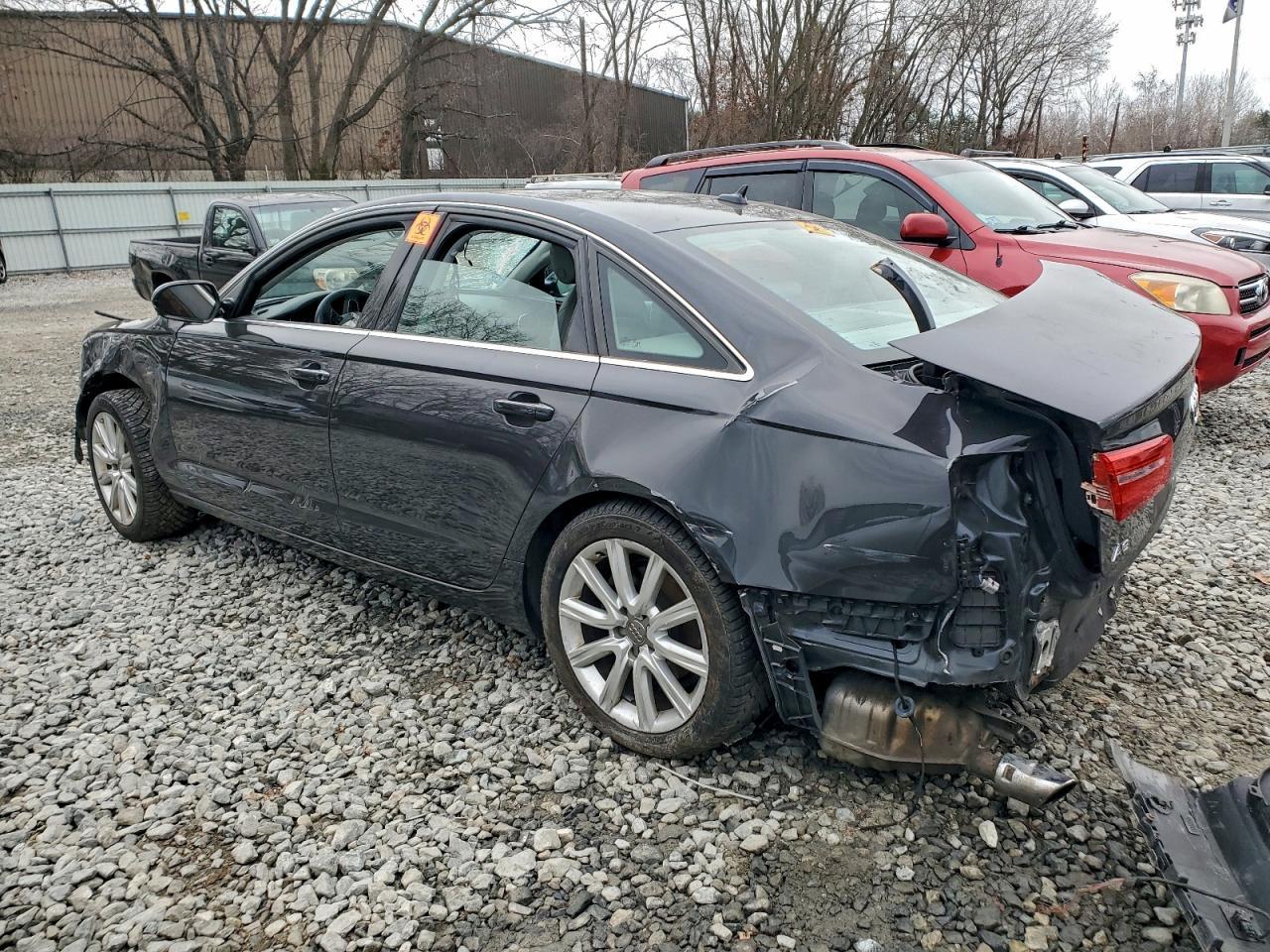 2013 Audi A6 Premium Plus - Фото 2