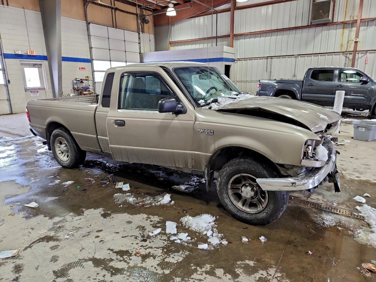 2004 Ford Ranger Super Cab - Image 4