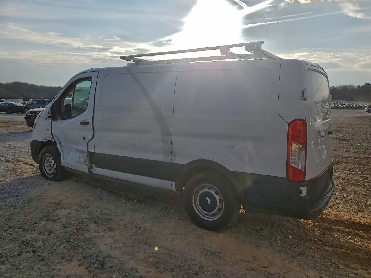 2020 Ford Transit-150 Utility / Service Van - Фото 2