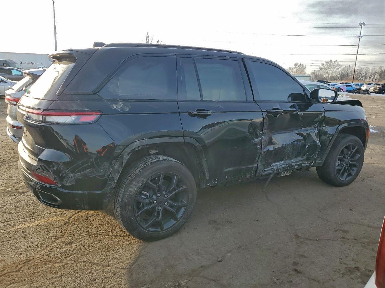2025 Jeep Grand Cherokee 4Xe - Фото 3