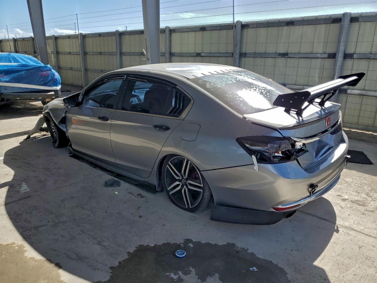 2016 Honda Accord Sport - Фото 2