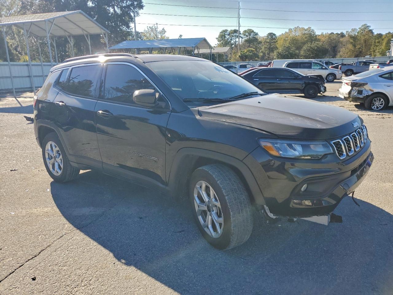 2025 Jeep Compass Latitude - Фото 4