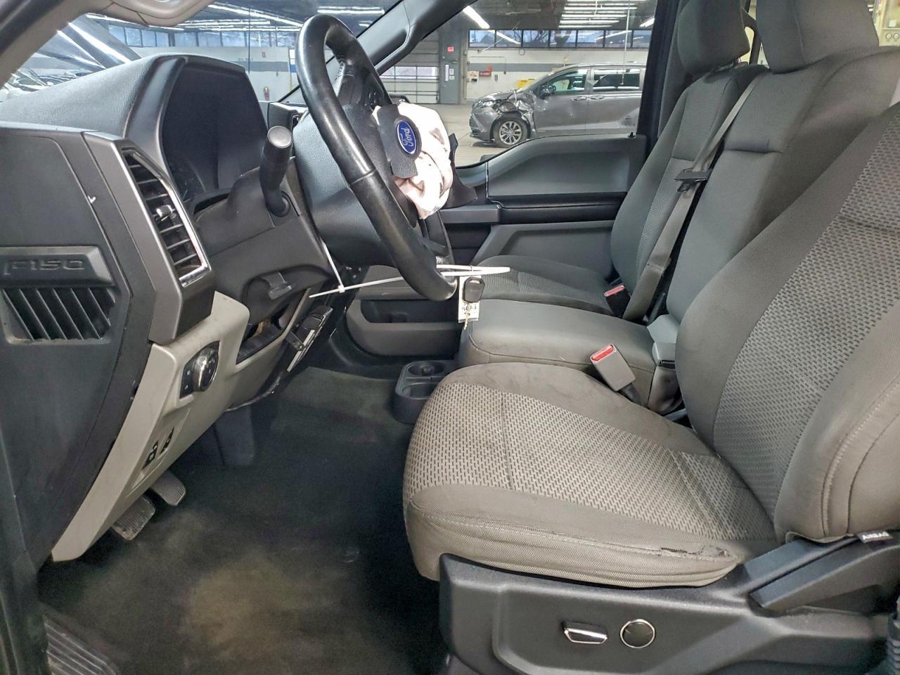 2015 Ford F150 Supercrew - Image 7