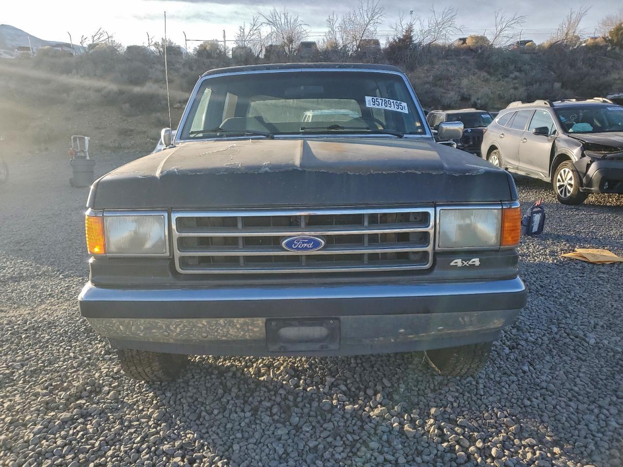 1990 Ford Bronco U100 - Фото 5